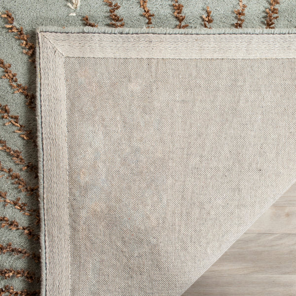 Safavieh Soho SOH712 Hand Tufted Rug