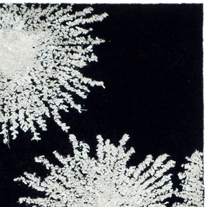 Safavieh Soho SOH712 Hand Tufted Rug