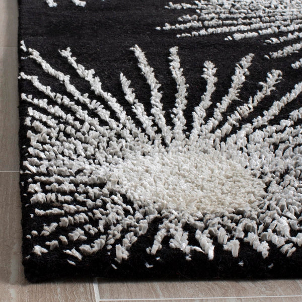 Safavieh Soh712 Hand Tufted Wool and Viscose Rug SOH712D-26