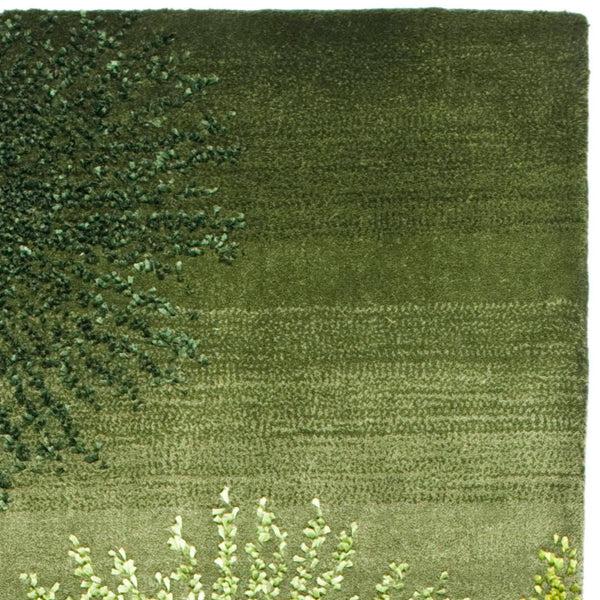 Safavieh Soho SOH712 Hand Tufted Rug