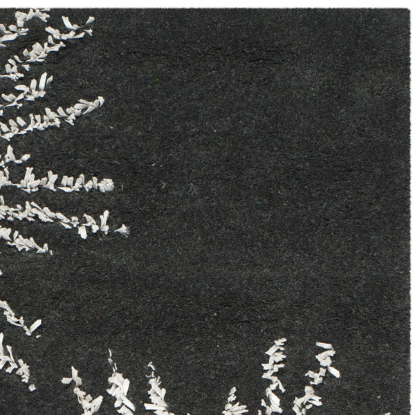 Safavieh Soho SOH712 Hand Tufted Rug