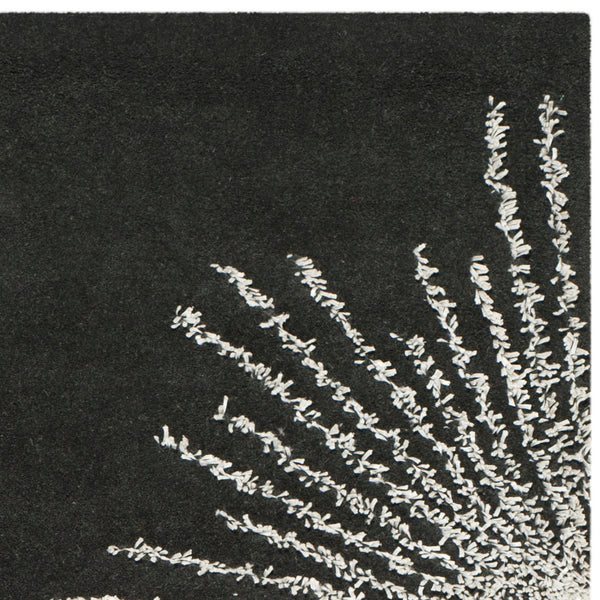 Safavieh Soho SOH712 Hand Tufted Rug