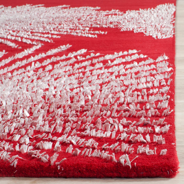 Safavieh Soho SOH712 Hand Tufted Rug