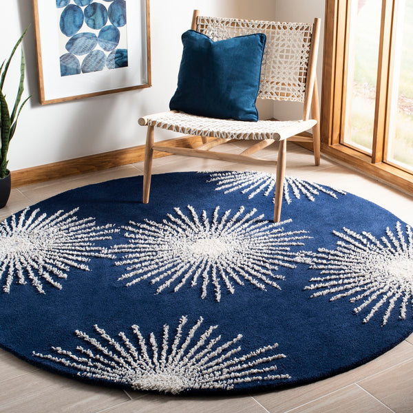 Safavieh Soho SOH712 Hand Tufted Rug