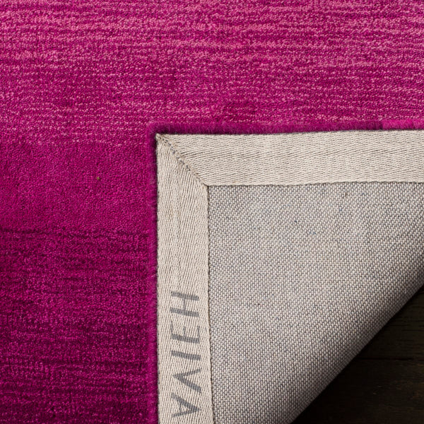 Safavieh Soho SOH712 Hand Tufted Rug