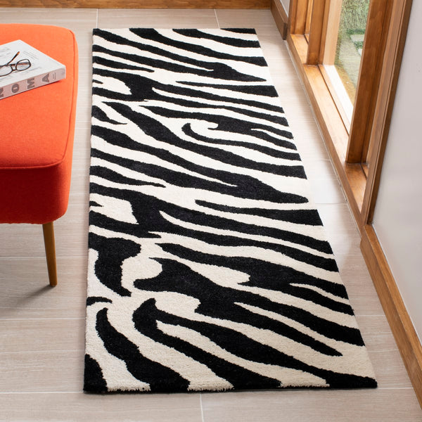Safavieh Soho SOH717 Hand Tufted Rug