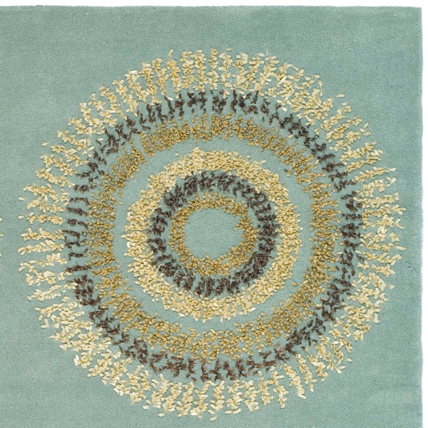 Safavieh Soho SOH719 Hand Tufted Rug