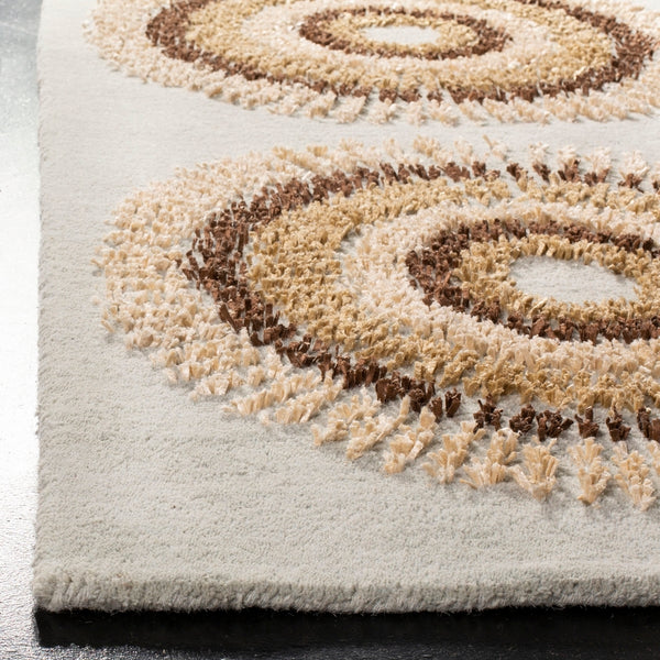 Safavieh Soh719 Hand Tufted Wool Rug SOH719C-2