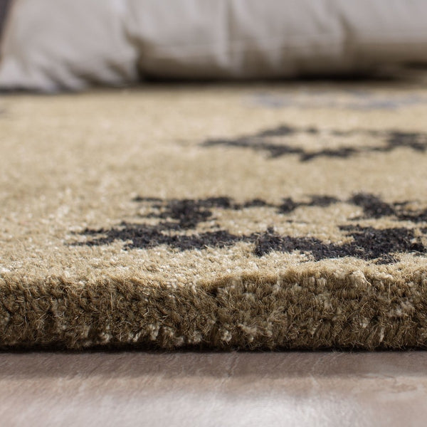 Safavieh Soh720 Hand Tufted Wool Rug SOH720A-2