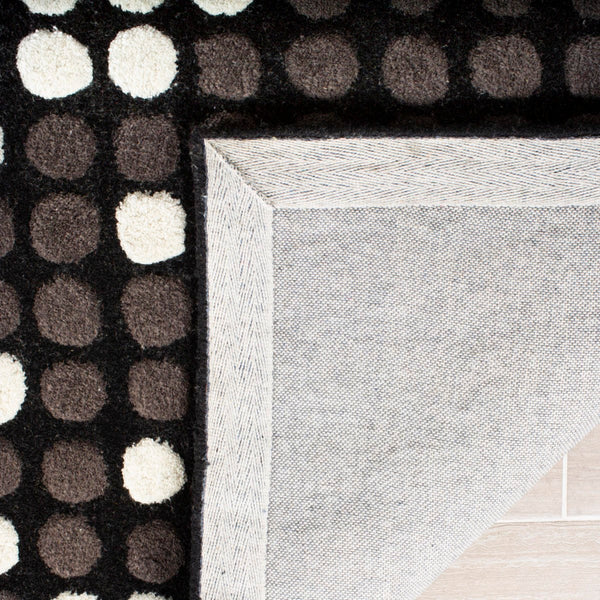 Safavieh Soho SOH726 Hand Tufted Rug