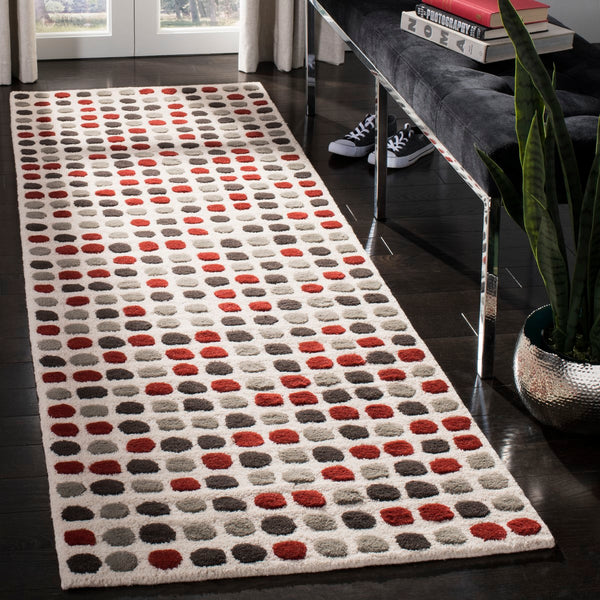 Safavieh Soho SOH726 Hand Tufted Rug