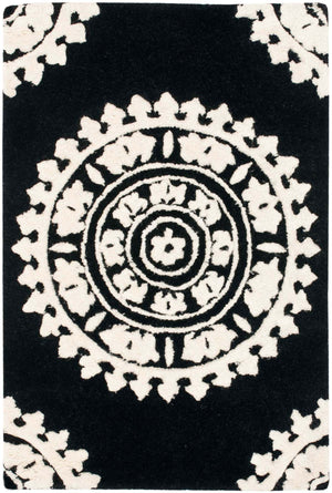 Safavieh SOH732 Hand Tufted Rug