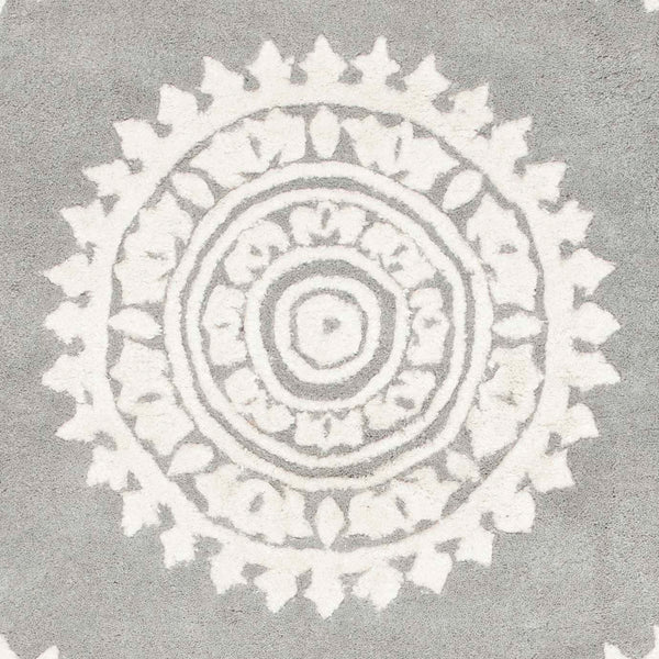 Safavieh SOH732 Hand Tufted Rug