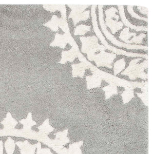 Safavieh SOH732 Hand Tufted Rug