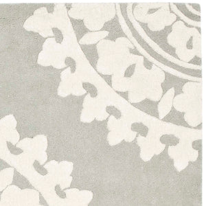 Safavieh SOH732 Hand Tufted Rug