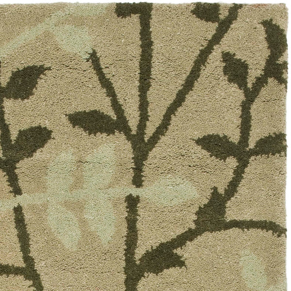 Safavieh Soho SOH733 Hand Tufted Rug