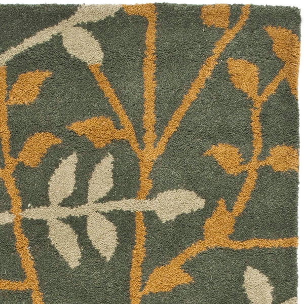 Safavieh Soho SOH733 Hand Tufted Rug