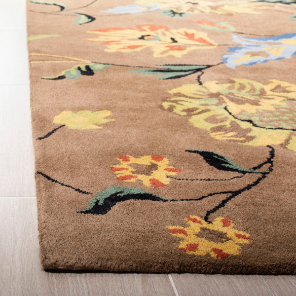 Safavieh Soho SOH735 Hand Tufted Rug