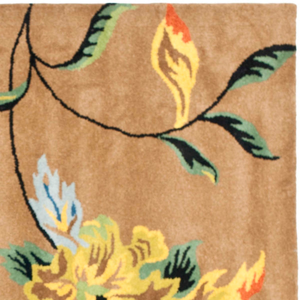 Safavieh Soho SOH735 Hand Tufted Rug