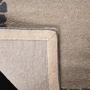 Safavieh Soho SOH739 Hand Tufted Rug