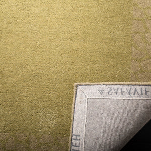 Safavieh Soho SOH739 Hand Tufted Rug