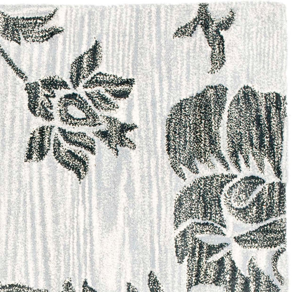 Safavieh Soho SOH742 Hand Tufted Rug