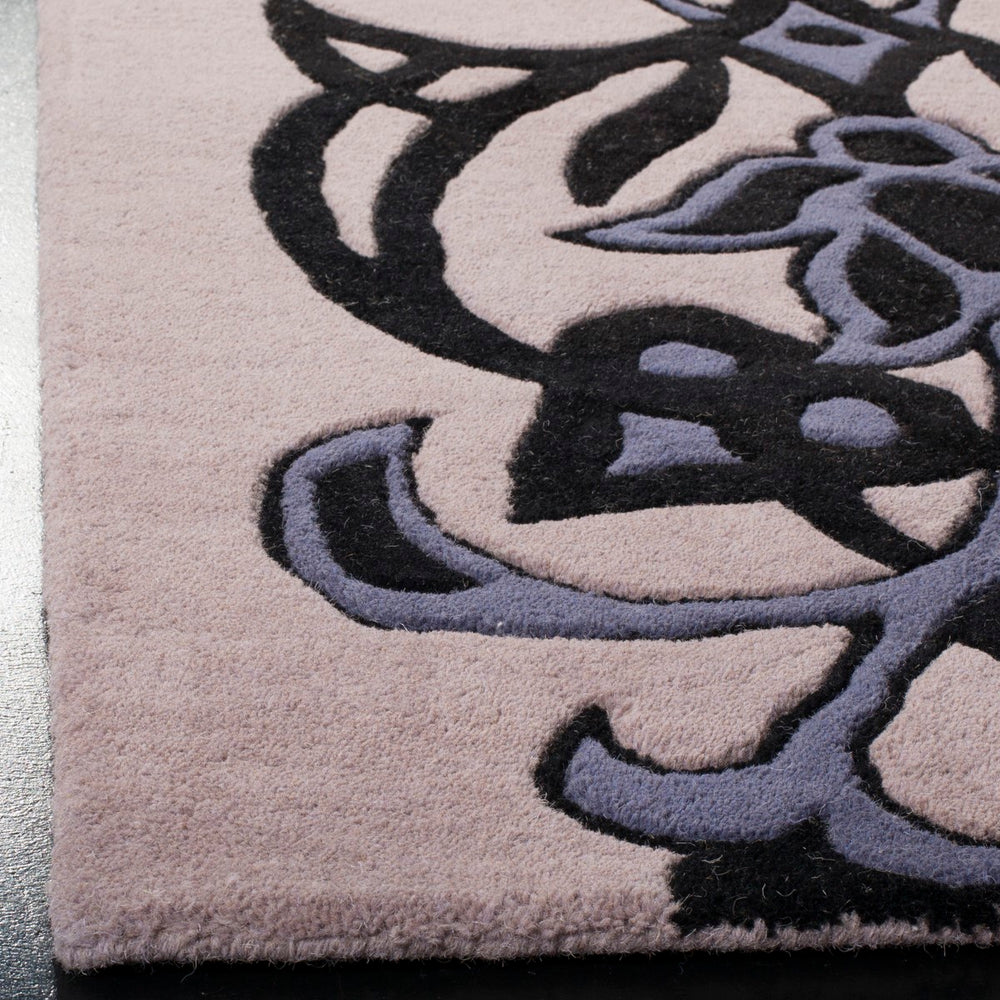 Safavieh Soho SOH751 Hand Tufted Rug