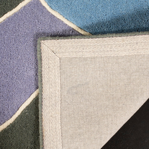 Safavieh Soho SOH762 Hand Tufted Rug