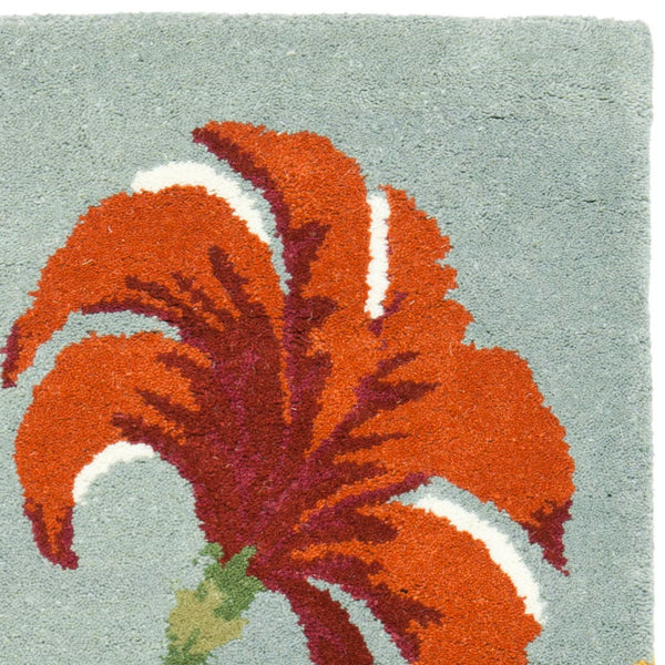 Safavieh Soho SOH767 Hand Tufted Rug