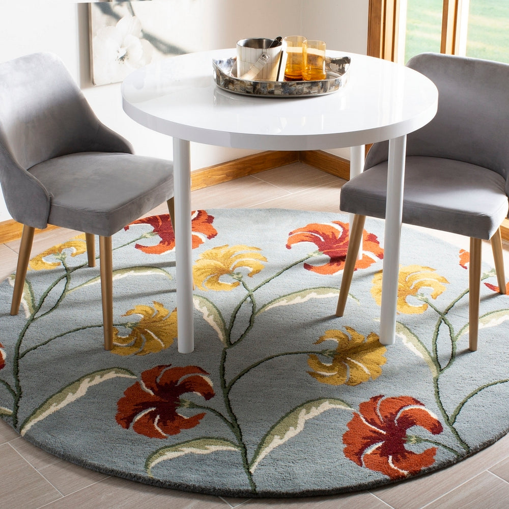 Safavieh Soh767 Hand Tufted Wool and Viscose Rug SOH767A-2