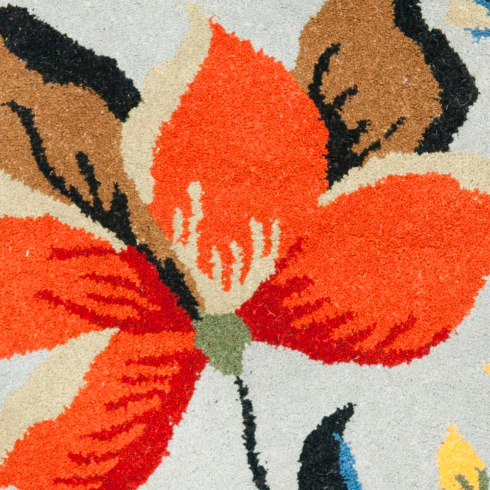 Safavieh Soho SOH771 Hand Tufted Rug