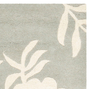 Safavieh Soho SOH774 Hand Tufted Rug