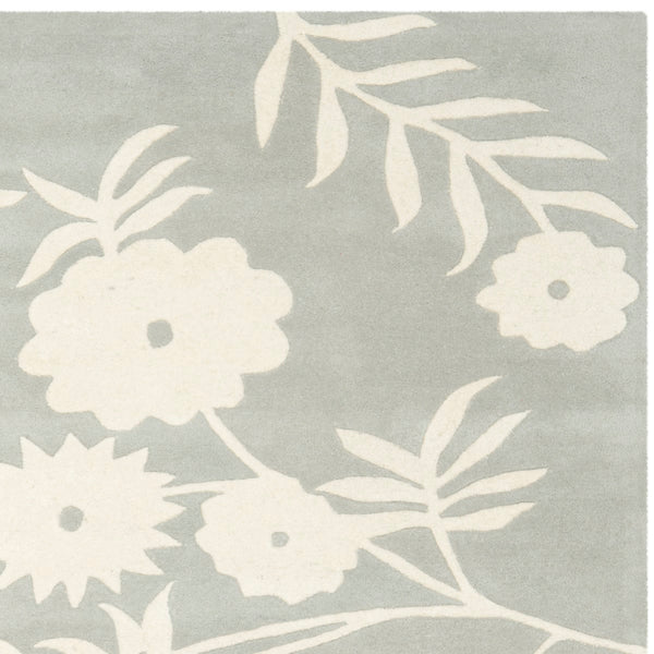 Safavieh Soho SOH774 Hand Tufted Rug