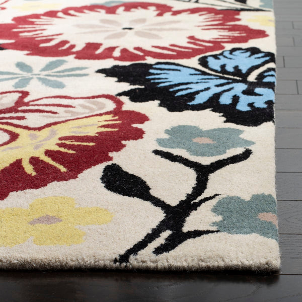 Safavieh Soho SOH776 Hand Tufted Rug