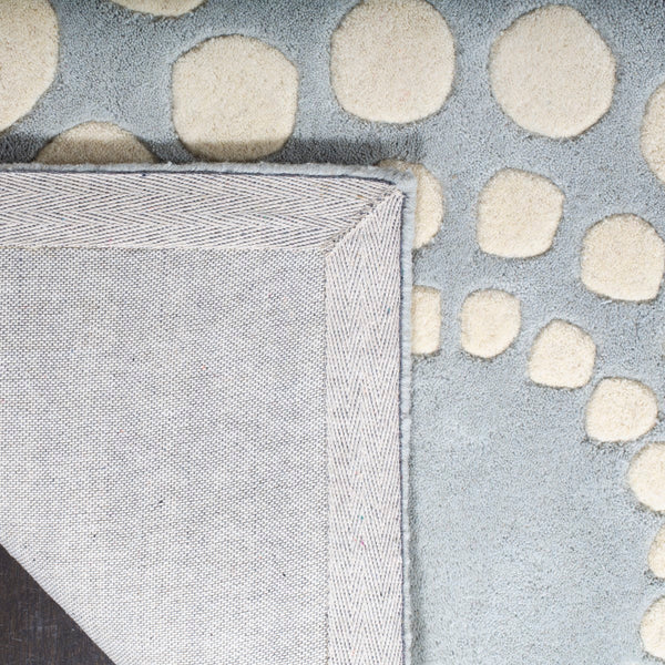 Safavieh Soho SOH788 Hand Tufted Rug