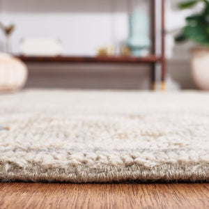 Safavieh Samarkand 104 Hand Knotted 80% Wool and 10% Cotton Traditional Rug SRK104F-2SQ