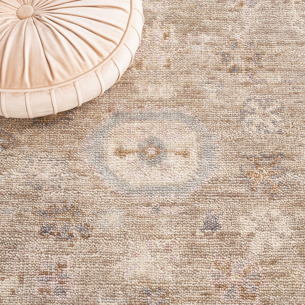 Safavieh Samarkand 104 Hand Knotted 80% Wool and 10% Cotton Traditional Rug SRK104F-2SQ