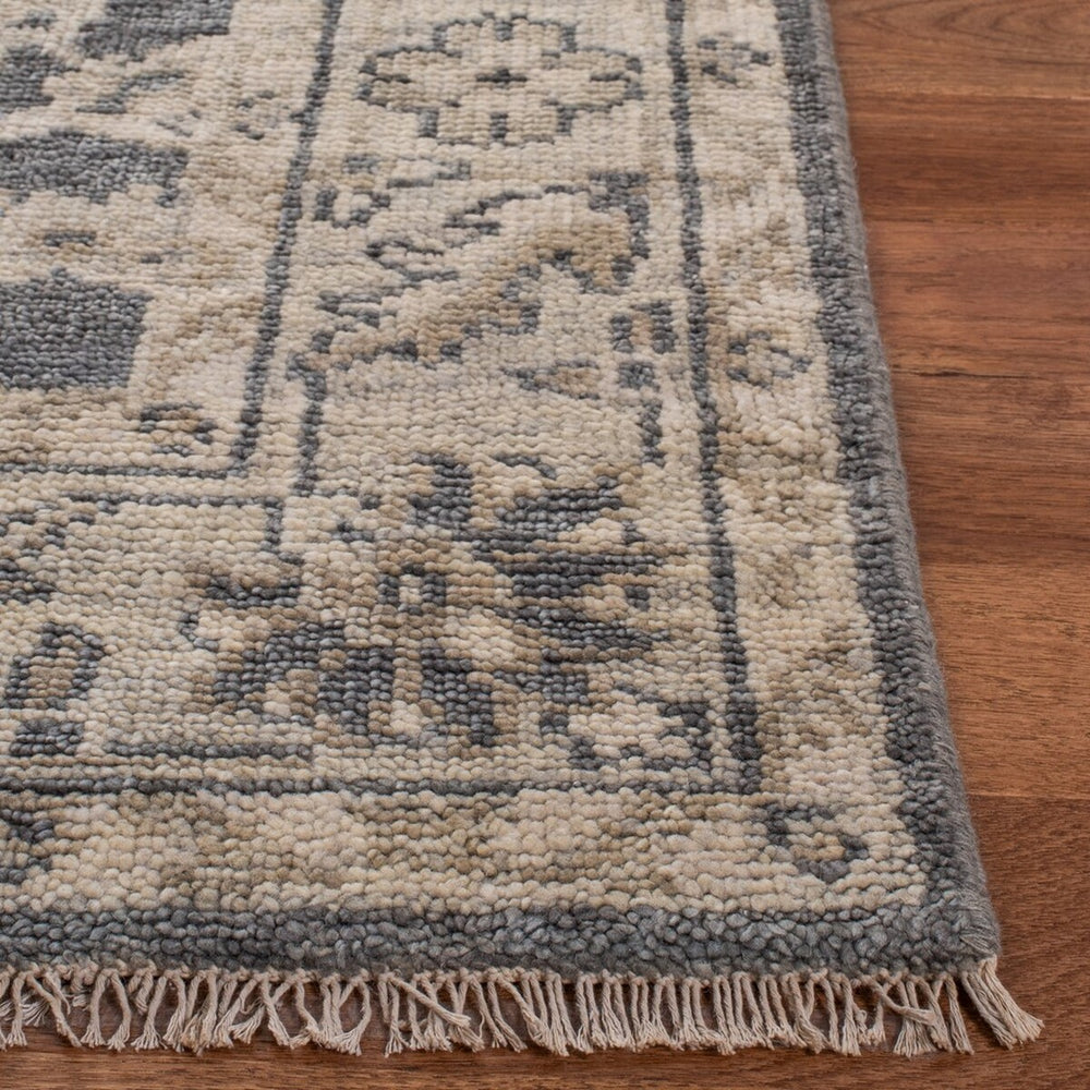 Safavieh Samarkand 116 Hand Knotted Wool Traditional Rug SRK116F-9