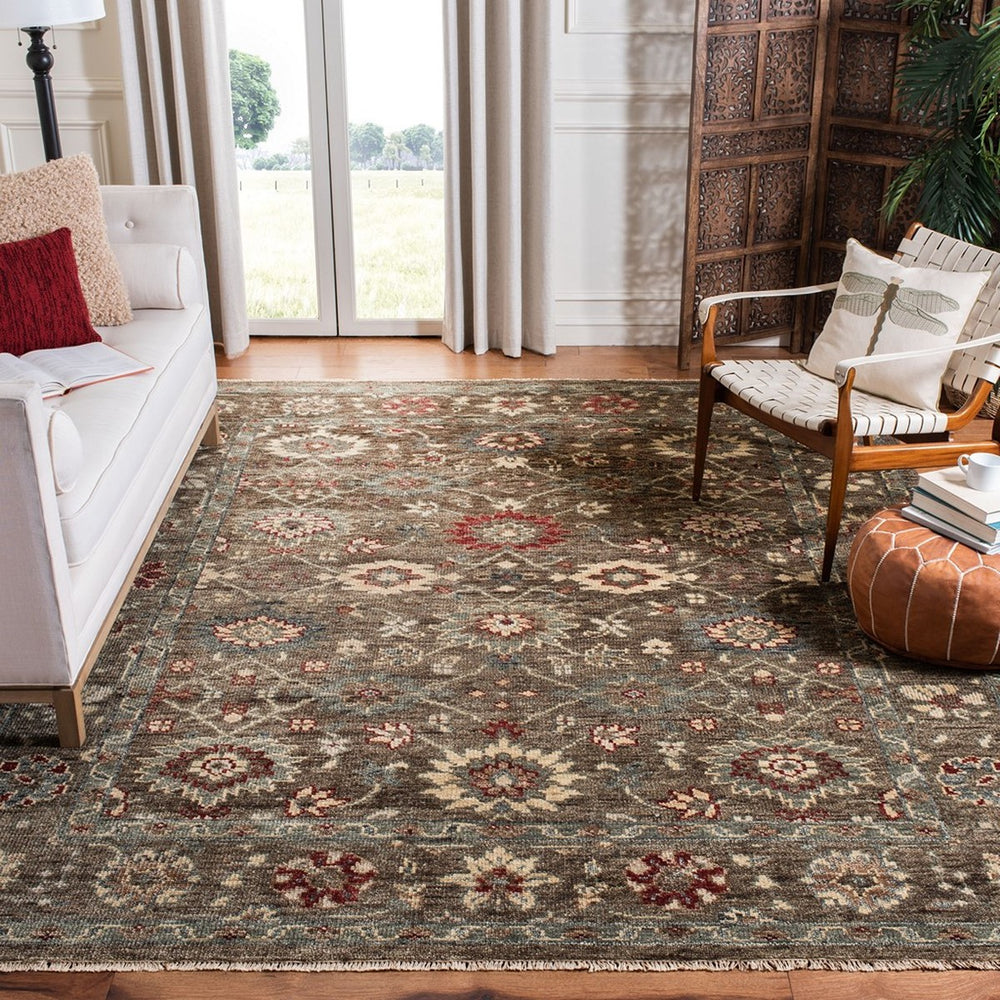 Samarkand 135 Traditional Hand Knotted 100% Wool Rug Brown / Taupe