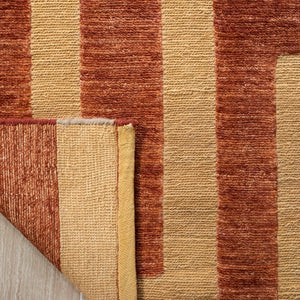 Safavieh STF497 Hand Knotted Rug