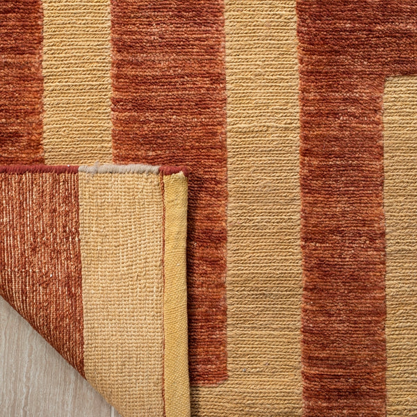 Safavieh STF497 Hand Knotted Rug