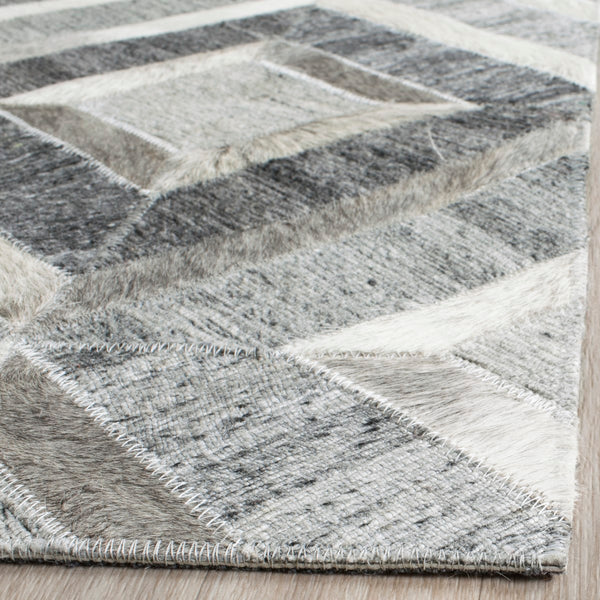 Safavieh Studio STL221 Hand Woven Rug