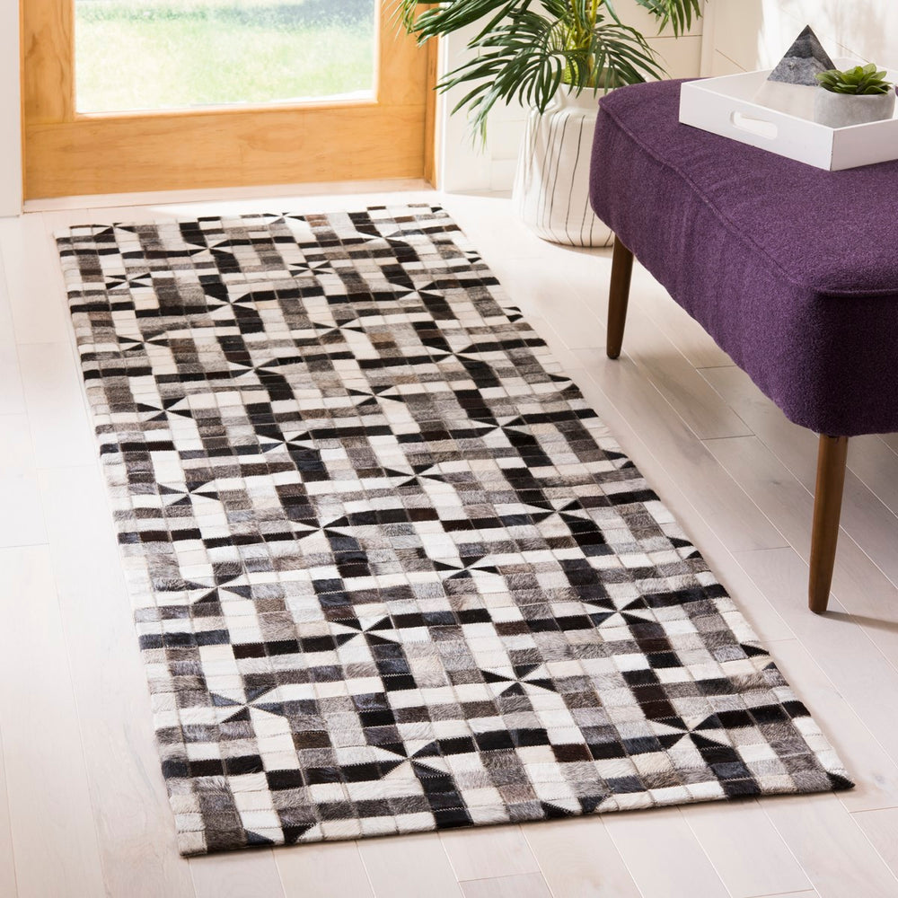 Safavieh Studio STL402 Hand Woven Rug