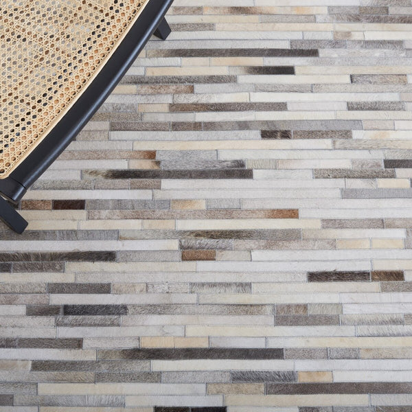 Safavieh Studio Leather 800 Hand Woven 70% Leather and 30% Felted Cloth Natural Hide Rug STL809A-8