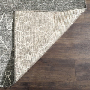 Safavieh Stone Wash 312 Hand Knotted Bamboo Silk Rug STW312A-1SQ