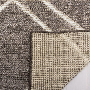 Safavieh Stone Wash 701 Hand Knotted 80% Bamboo and 20% Cotton Rug STW701E-2