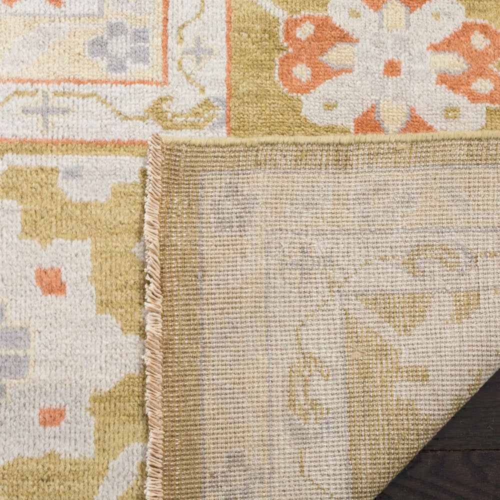 Safavieh Sultanabad SUL1077 Hand Knotted Rug