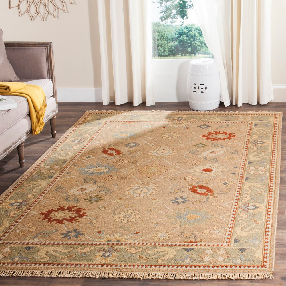 Safavieh Sumak SUM432 Rug