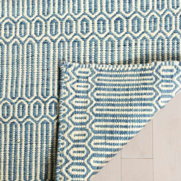 Safavieh SUM625 Hand Woven Flat Weave Rug