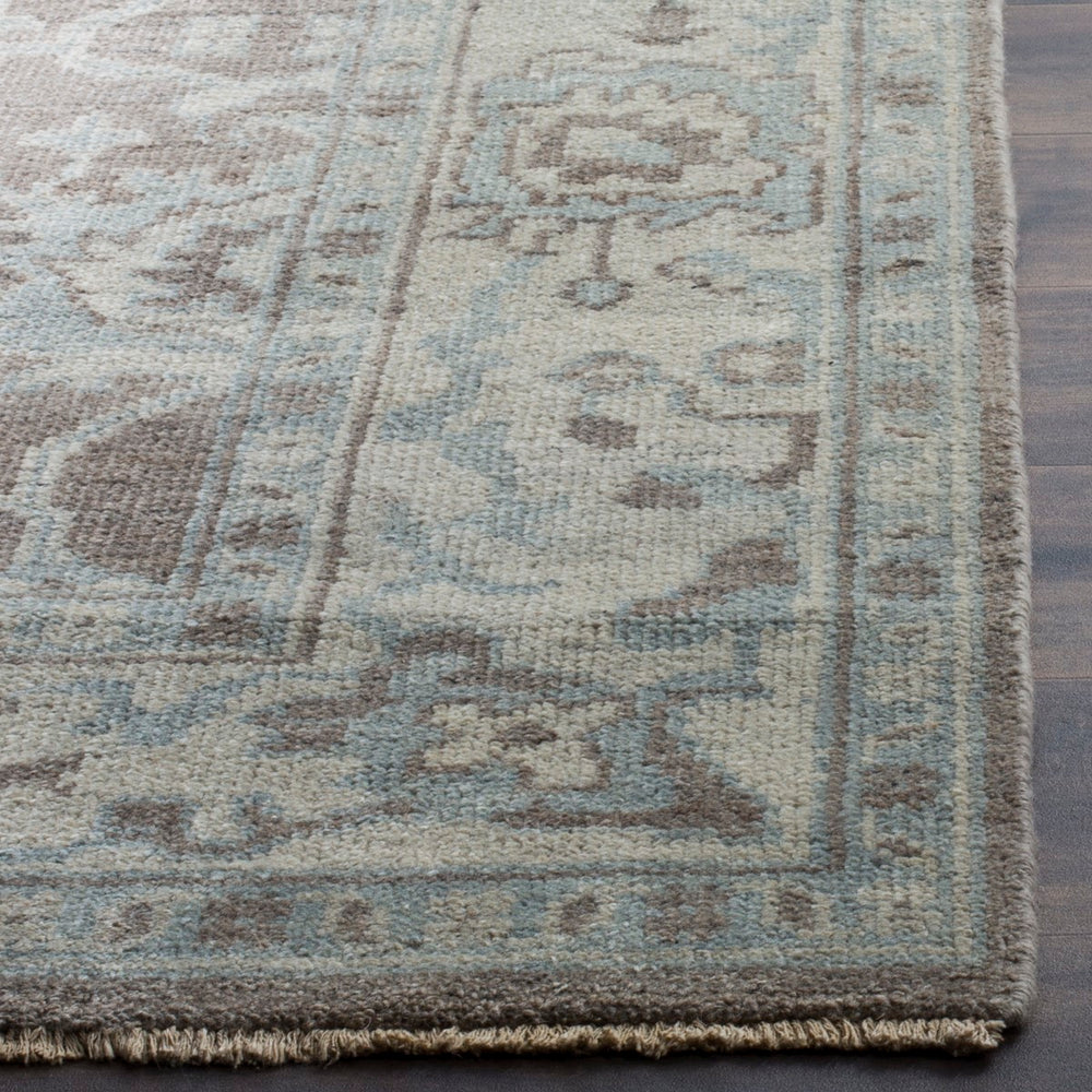 Safavieh Sivas SVS122 Hand Knotted Rug